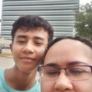 Meet your Posher, Luz mery